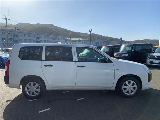 Toyota SUCCEED VAN 2017-10 19377-6