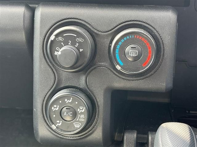 Toyota SUCCEED VAN 2017-10 19377-19