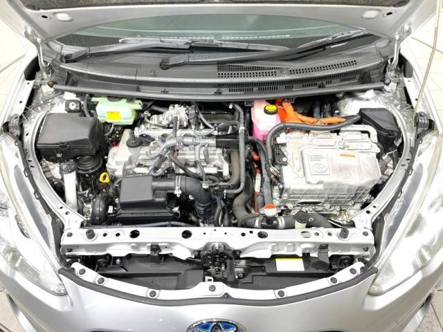 Toyota AQUA 2016-11 190625-18