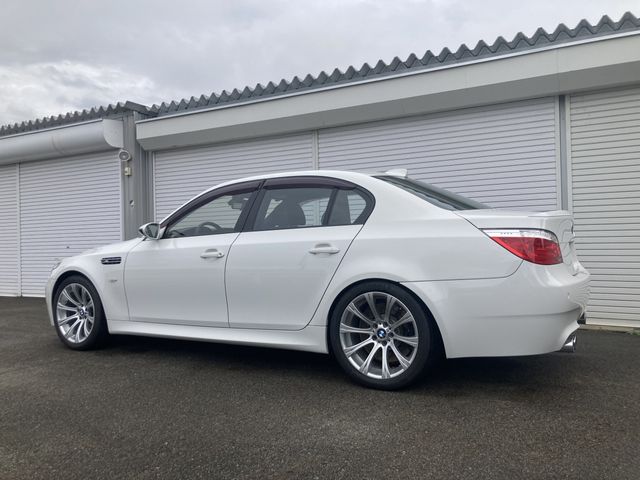 Bmw M5 2007-09 487-2