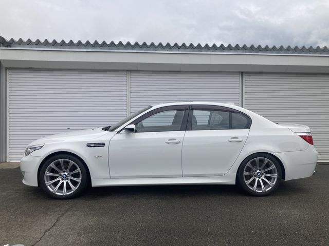 Bmw M5 2007-09 487-1