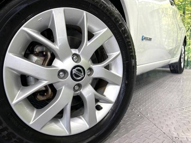 Nissan NOTE 2018-09 193637-13