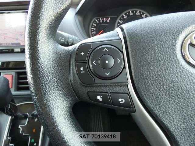 Toyota NOAH 2015-01 279549-13