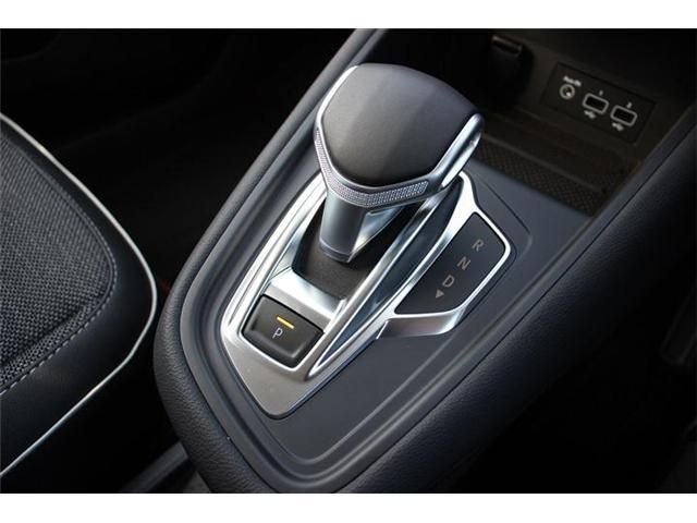 Renault CAPTUR 2021-08 20515-6
