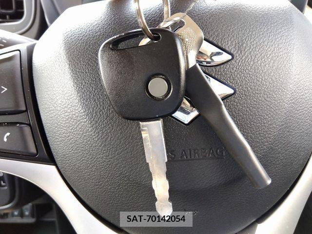 Suzuki ALTO 2023-05 355799-15