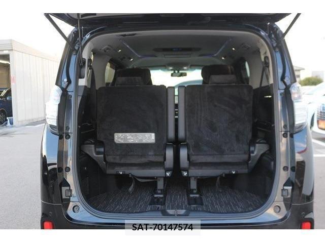 Toyota VELLFIRE 2017-03 223798-16