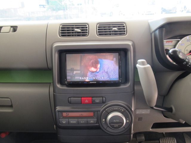 Daihatsu MOVE CONTE 2014-09 18863-18