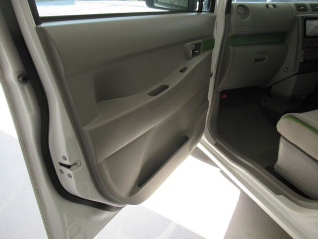 Daihatsu MOVE CONTE 2014-09 18863-12