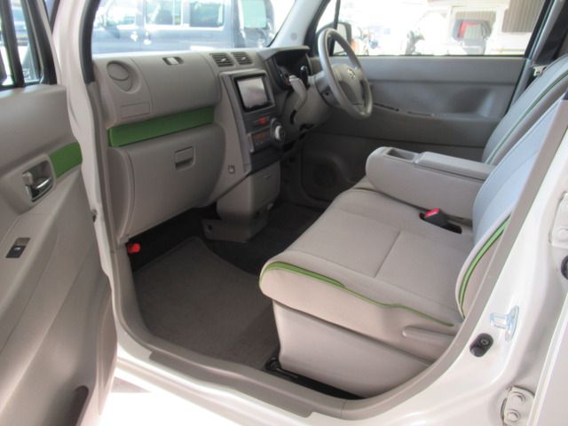Daihatsu MOVE CONTE 2014-09 18863-11