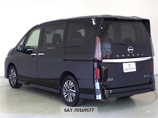 Nissan SERENA 2023-06 336439-5
