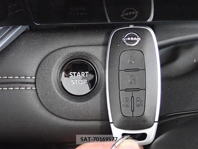 Nissan SERENA 2023-06 336439-7