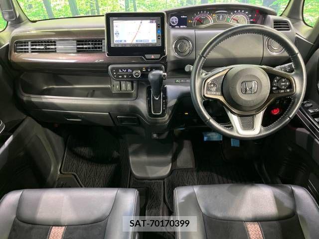 Honda N BOX CUSTOM 2017-09 279025-1