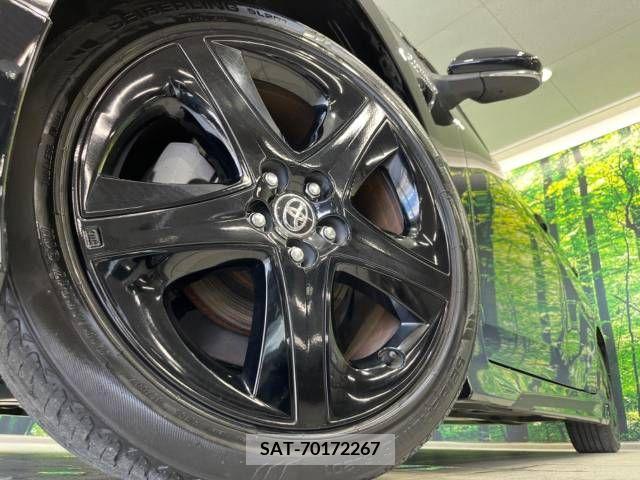 Toyota PRIUS 2019-04 282147-17