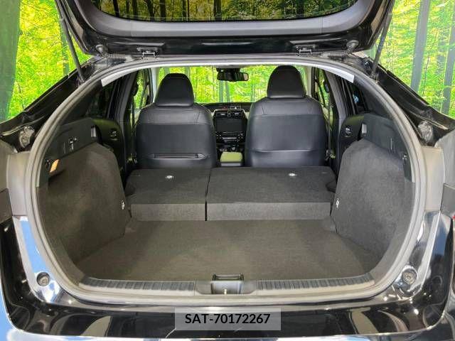 Toyota PRIUS 2019-04 282147-10