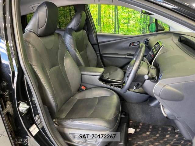 Toyota PRIUS 2019-04 282147-8