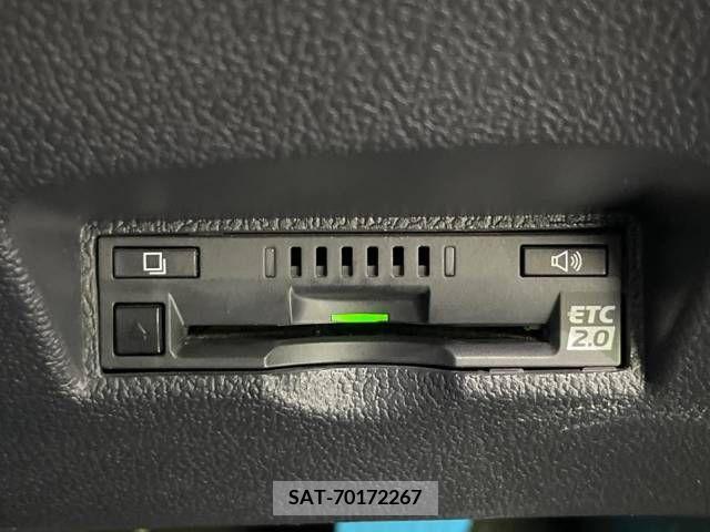Toyota PRIUS 2019-04 282147-7