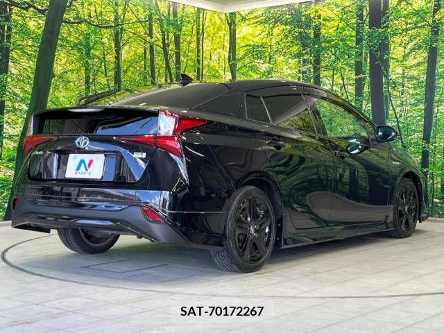 Toyota PRIUS 2019-04 282147-14