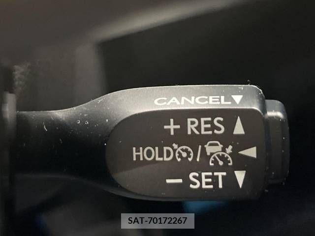 Toyota PRIUS 2019-04 282147-4