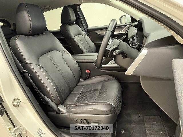 Mazda CX-60 2023-03 266158-4