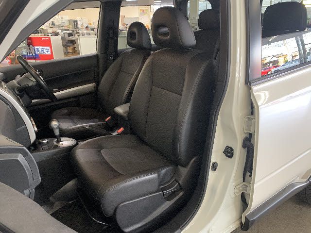 Nissan X-TRAIL 2011-07 15768-12