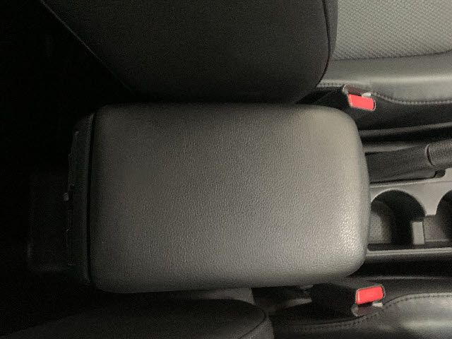 Nissan X-TRAIL 2011-07 15768-17