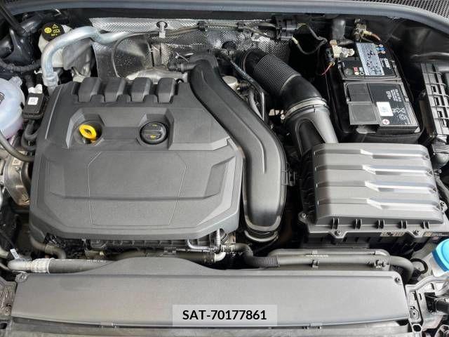 Audi Q3 2022-08 395775-19