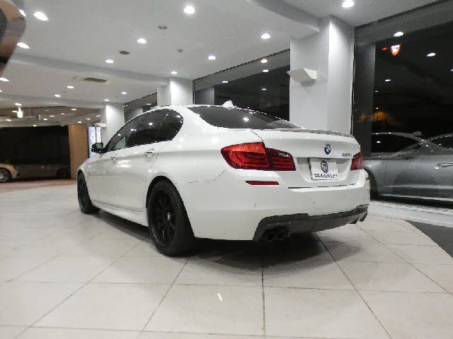Bmw 5 SERIES 2011-02 187976-2
