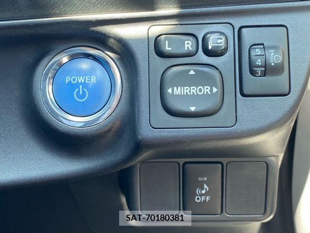 Toyota AQUA 2013-01 344056-10