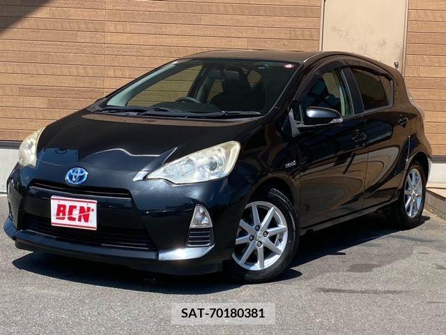 Toyota AQUA 2013-01 344056-0