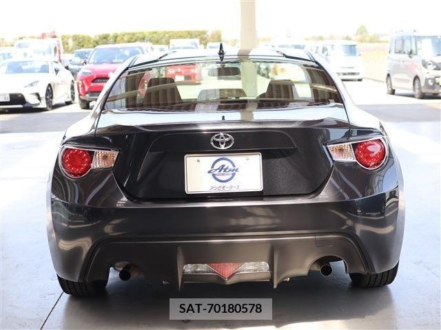 Toyota 86 2015-09 241115-17