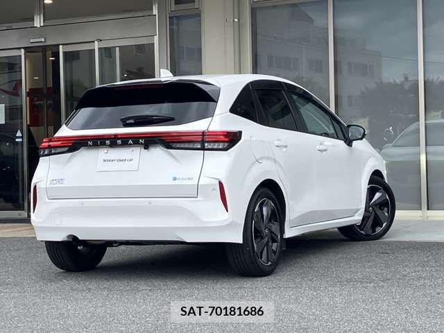 Nissan AURA 2023-04 377088-3