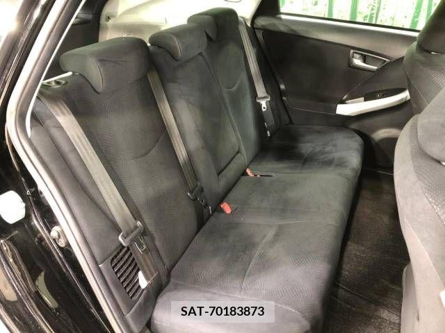 Toyota PRIUS 2014-04 281866-9