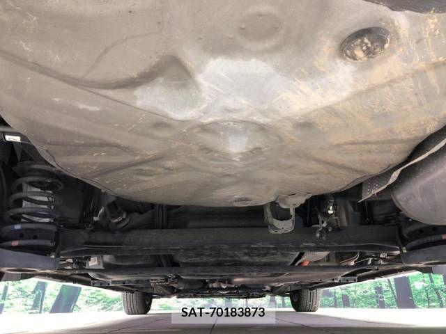 Toyota PRIUS 2014-04 281866-19