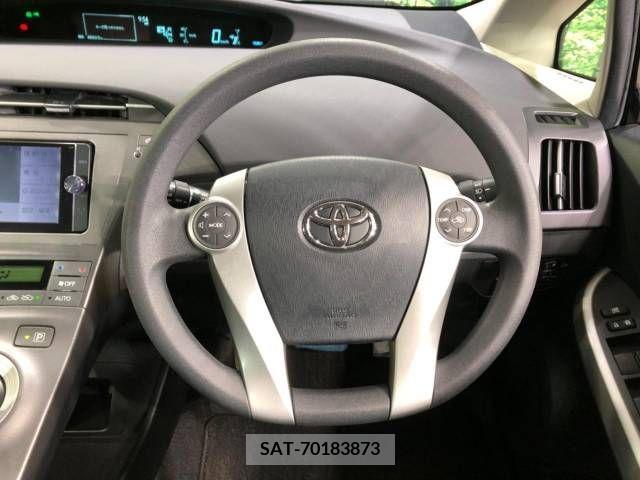Toyota PRIUS 2014-04 281866-11