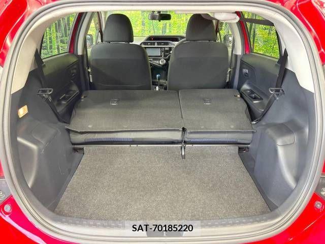 Toyota AQUA 2015-08 346859-10