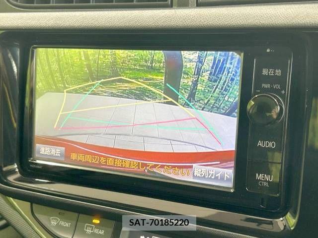 Toyota AQUA 2015-08 346859-3