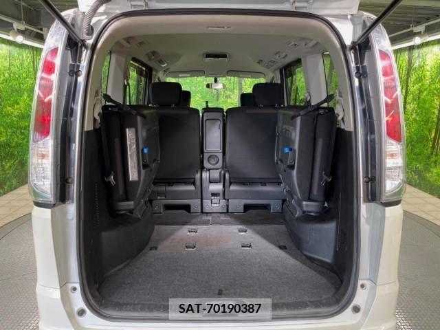 Nissan SERENA 2011-08 393901-11