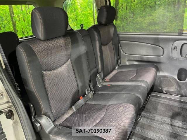 Nissan SERENA 2011-08 393901-9