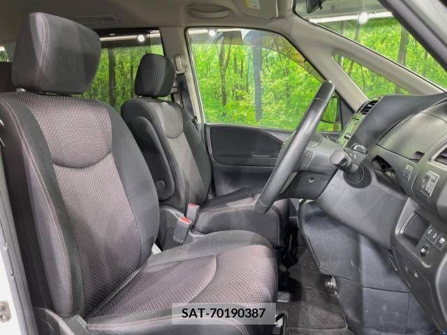 Nissan SERENA 2011-08 393901-8