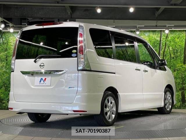Nissan SERENA 2011-08 393901-18
