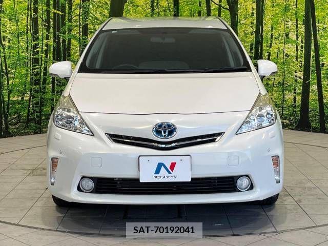 Toyota PRIUS ALPHA 2014-10 366767-14