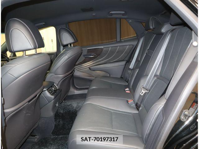 Lexus LS 2017-11 304738-24