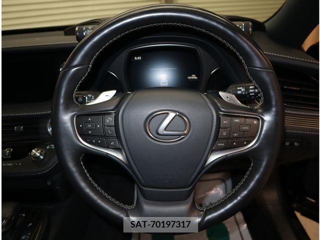 Lexus LS 2017-11 304738-17
