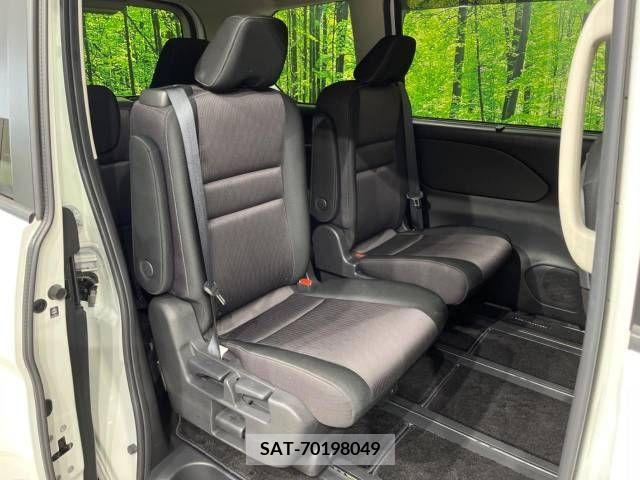 Nissan SERENA 2018-09 284161-9
