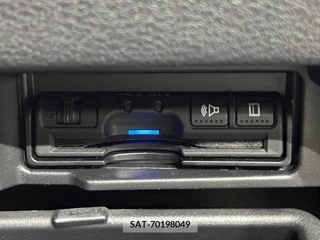 Nissan SERENA 2018-09 284161-7