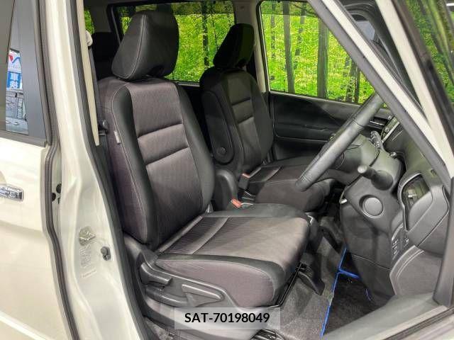 Nissan SERENA 2018-09 284161-8
