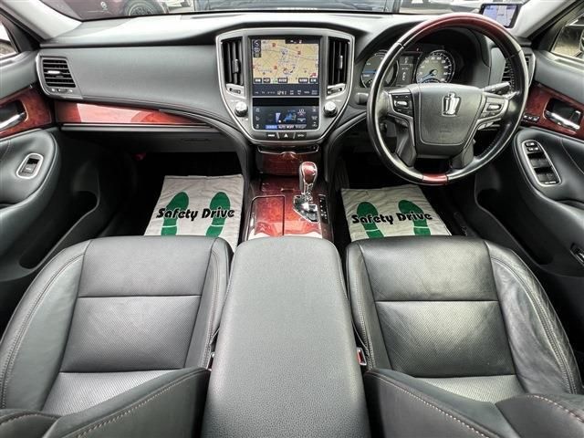 Toyota CROWN MAJESTA 2016-08 20799-10