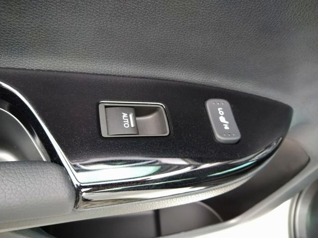 Honda ACCORD HYBRID 2017-10 8477-26