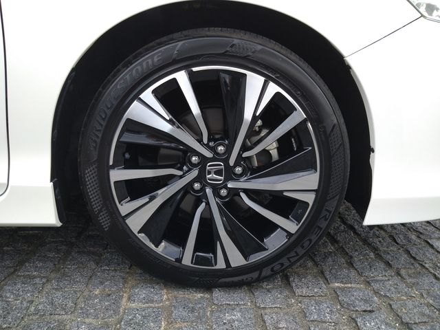Honda ACCORD HYBRID 2017-10 8477-7