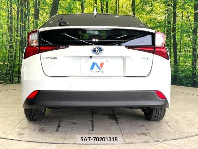 Toyota PRIUS 2022-01 236232-15